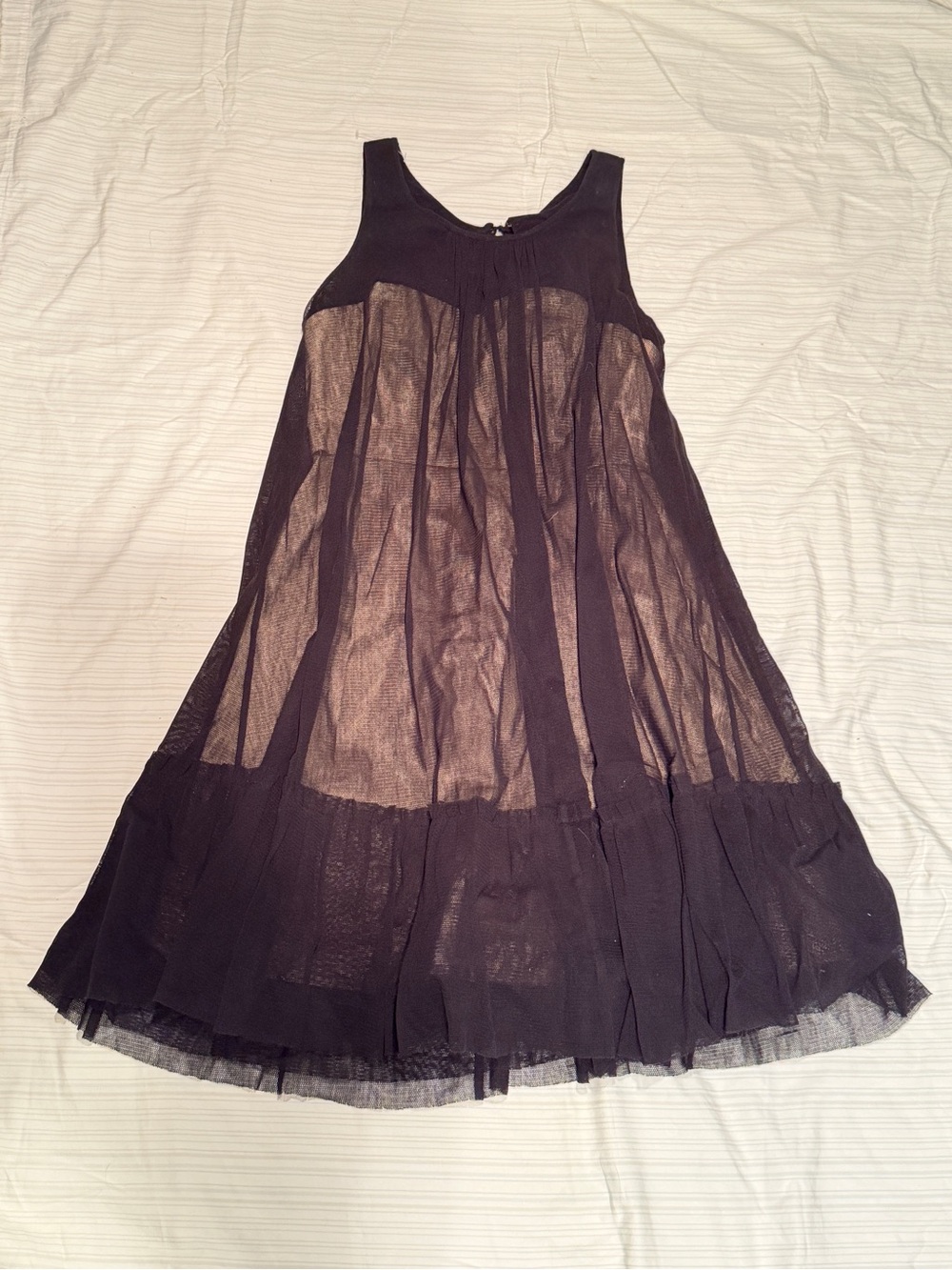 $280 NWT BCBGMaxAzria Black Woven Mesh Structured Hem Shift Dress size 4